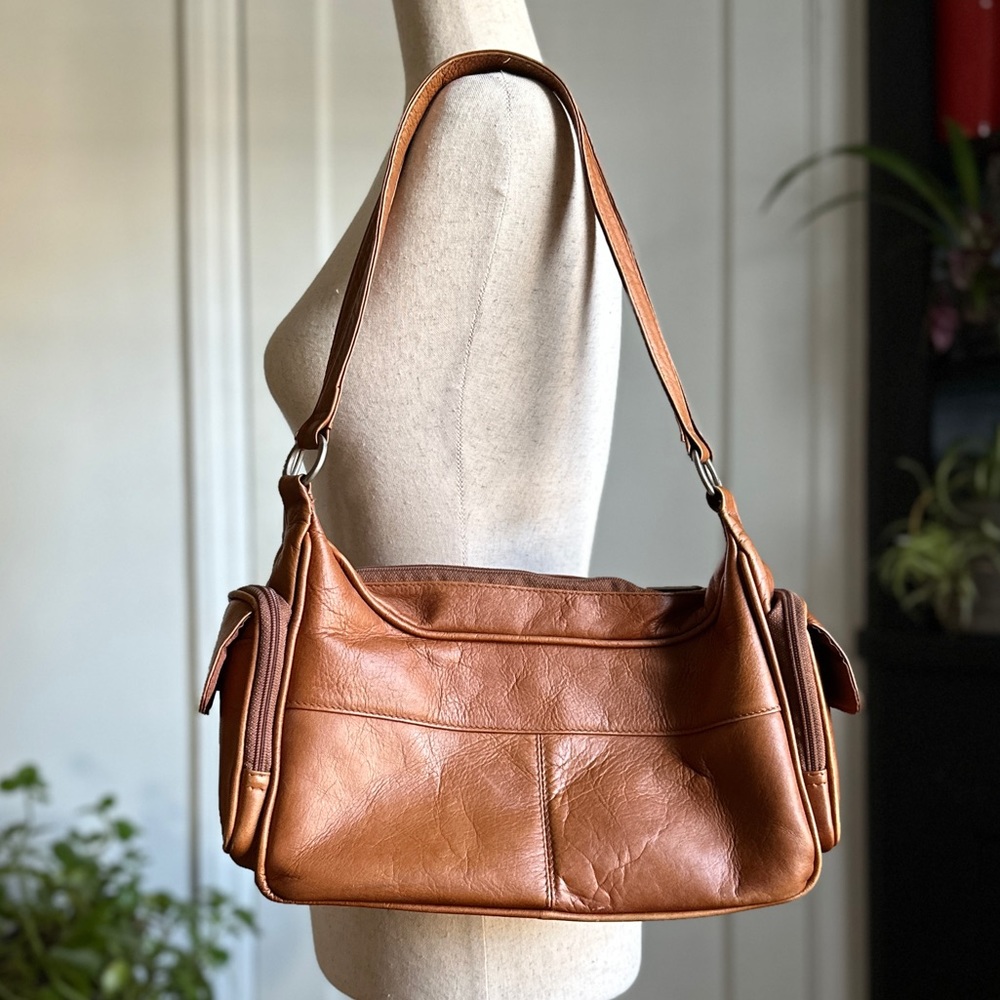 Cabela’s Leather Explorer Bag
